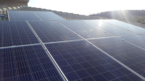 Instalação de sistema solar fotovoltaico em Atibaia — 6,6 kWp — Implasolar
