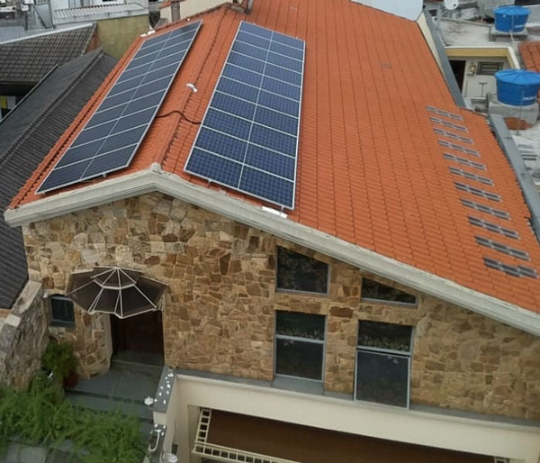 Instalação de sistema solar fotovoltaico em São Caetano do Sul — 6,7 kWp — Implasolar