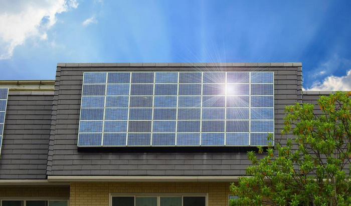 Sistemas Fotovoltaicos REsidenciais Momento de Investir Implasolar